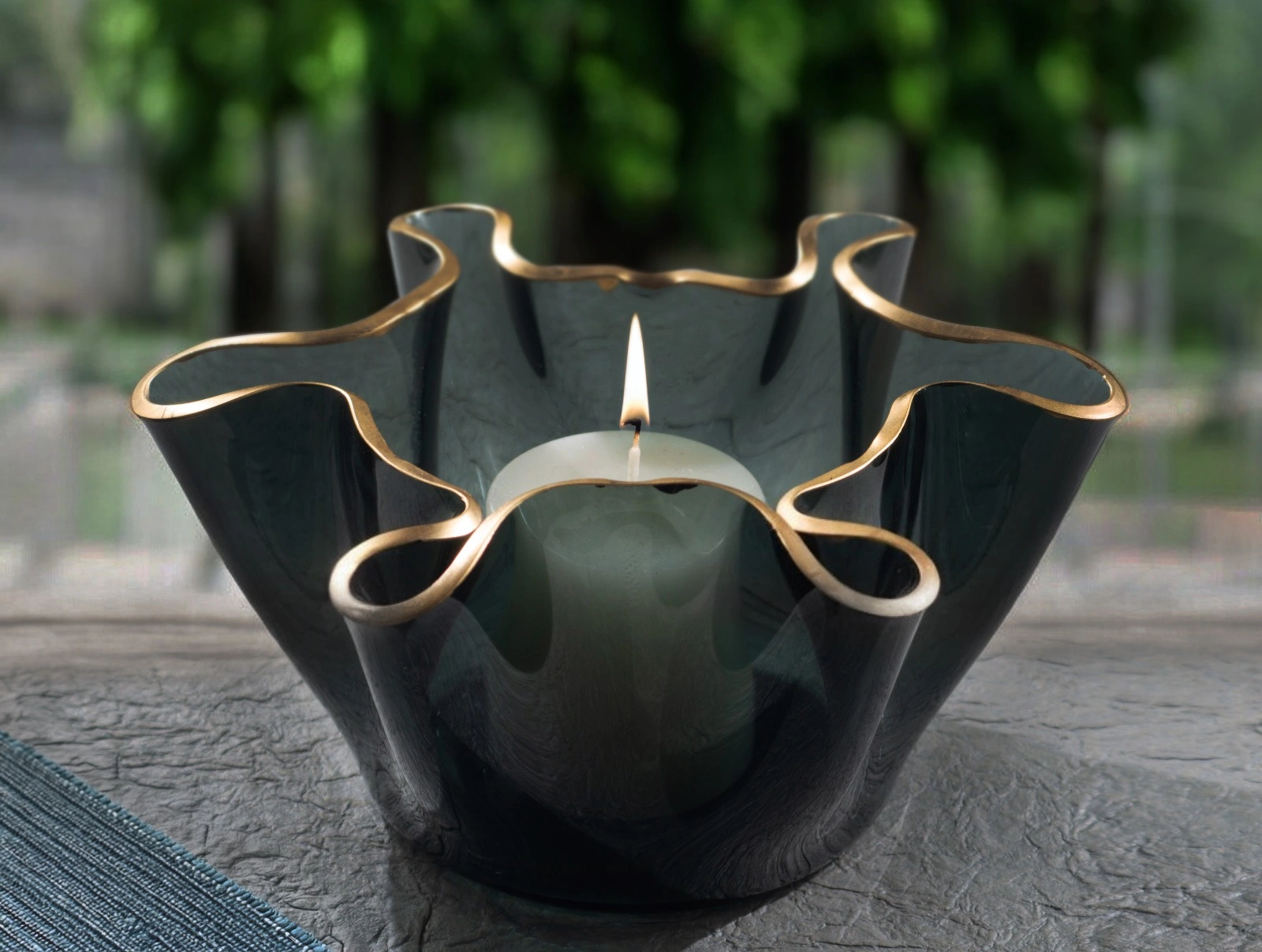 Swirl Black Stallion